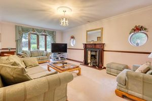Sitting Room- click for photo gallery